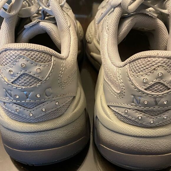 Puma Running NYC System Sz 7.5 Gray Sparkle Rhinestone Leather Running Sneakers - Picture 4 of 8